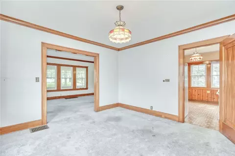 Living - 163 Vinton Rd, Irondequoit, NY 14622 photo 6 of 11