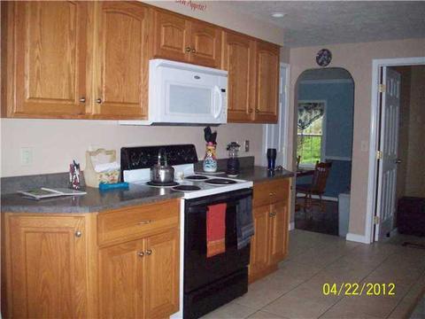 10185 Mill Rd, Ridgeway, NY 14103 photo 2