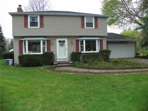 262 Birch Ln, Webster, NY 14580 photo 1