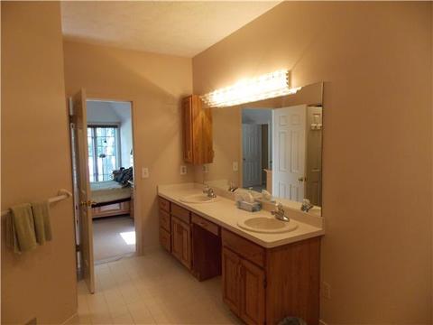 449 Maplewood Ln, Webster, NY 14580 photo 15