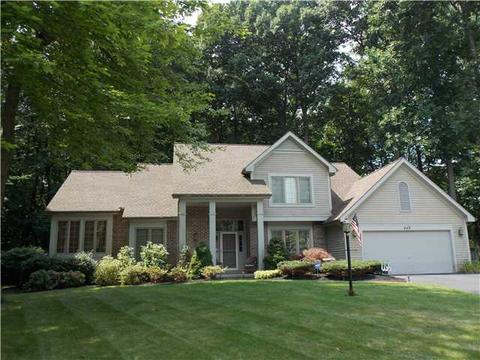 449 Maplewood Ln, Webster, NY 14580 photo 1