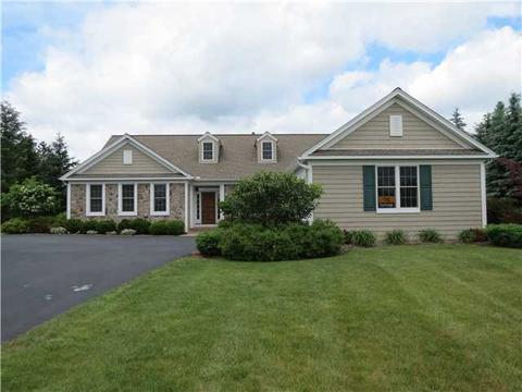 3 Pine Holw, Mendon, NY 14506 photo 1