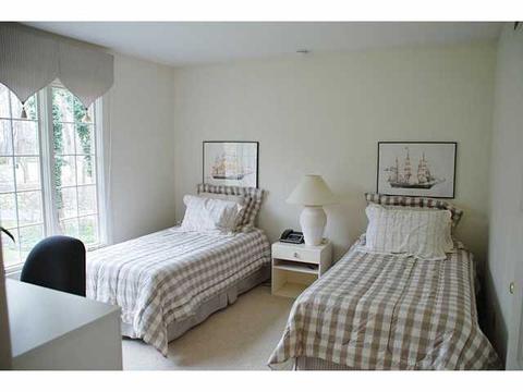 8 Chipmunk Trl, Perinton, NY 14534 photo 17