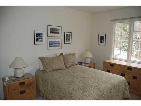 8 Chipmunk Trl, Perinton, NY 14534 photo 18
