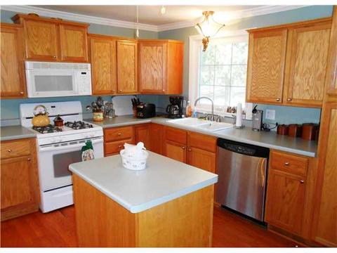 1176 Wall Rd, Webster, NY 14580 photo 5