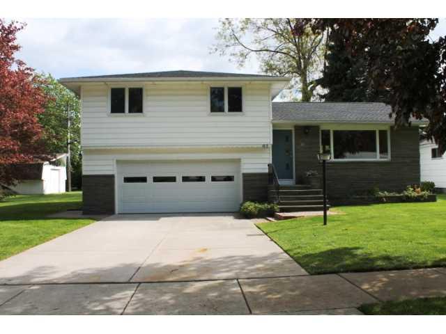 81 Belview Dr, Rochester, NY 14609 photo 1