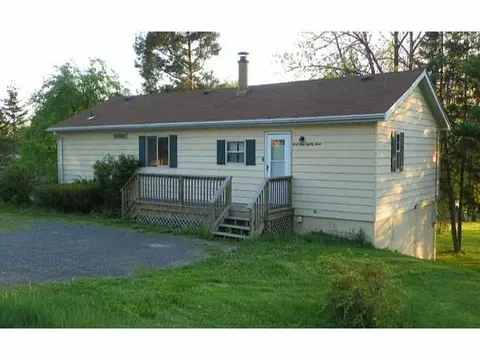 4483 Summit Pkwy, Canandaigua, NY 14424 photo 1