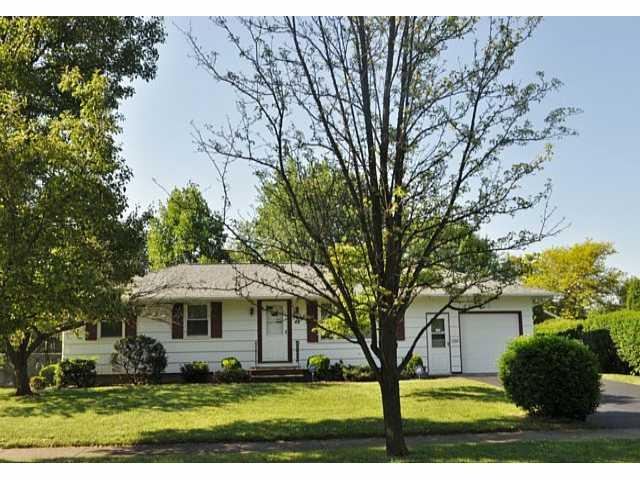 49 Smallridge Ln, Rochester, NY 14617 photo 1
