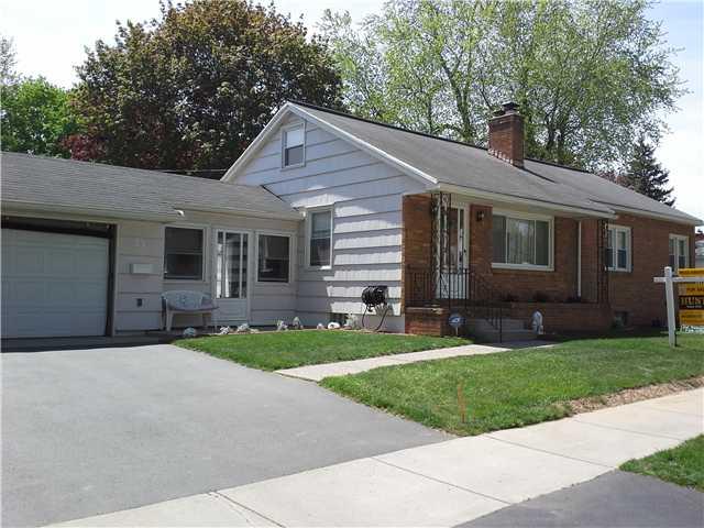 33 Paxton Rd, Rochester, NY 14617 photo 1