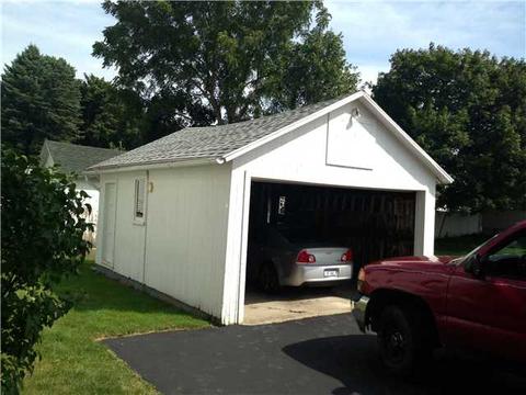 2 Genesee St E, Perry, NY 14530 photo 2