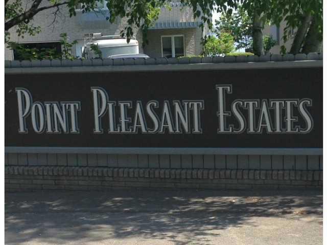 4 Bay Point Cir, Rochester, NY 14622 photo 1
