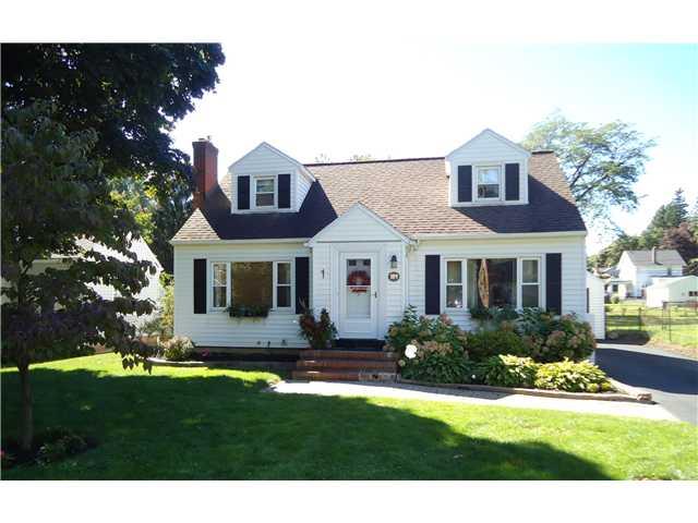 189 Pardee Rd, Rochester, NY 14609 photo 1