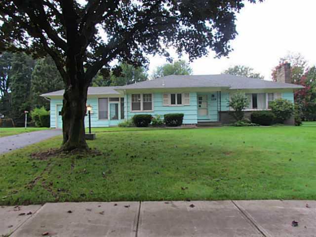 129 Coronado Dr, Rochester, NY 14617 photo 1