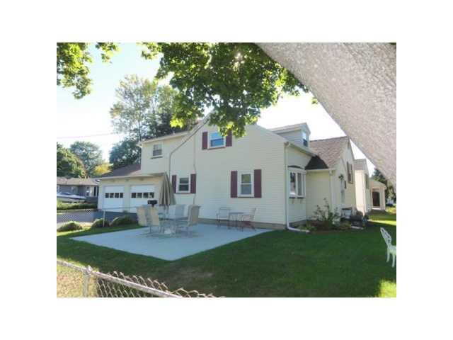 151 Rosecroft Dr, Rochester, NY 14616 photo 1