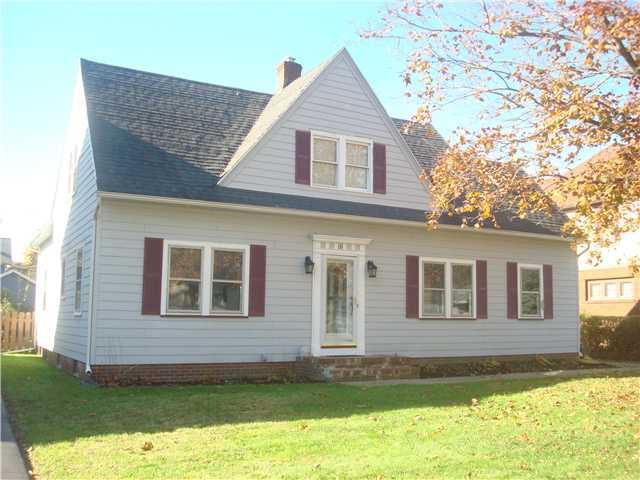 131 Thomas Ave, Rochester, NY 14617 photo 1