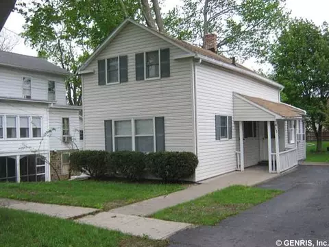 42 Spencer St, Lyons, NY 14489 photo 1