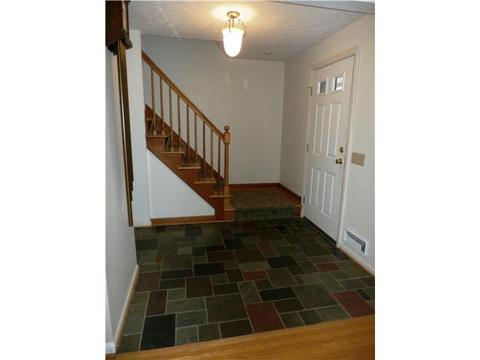 98 Sandoris Cir, Irondequoit, NY 14622 photo 14
