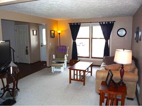 408 Kennington Blvd, Webster, NY 14580 photo 3