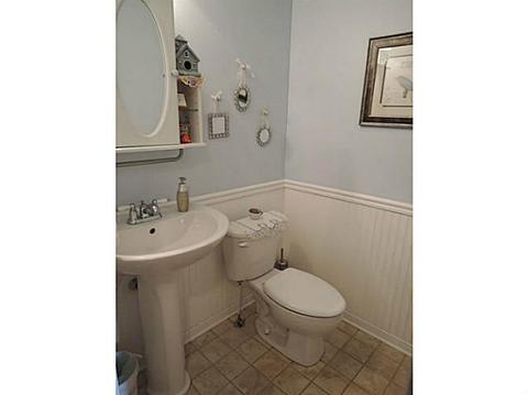 22 Efner Dr, Parma, NY 14468 photo 9