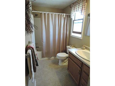 22 Efner Dr, Parma, NY 14468 photo 13