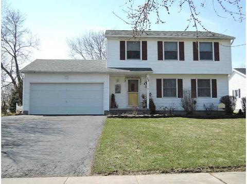 22 Efner Dr, Parma, NY 14468 photo 1