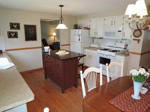 22 Efner Dr, Parma, NY 14468 photo 7