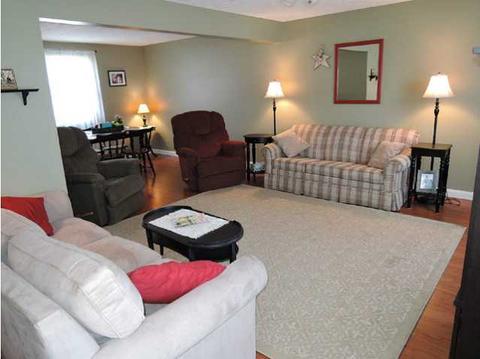 22 Efner Dr, Parma, NY 14468 photo 2