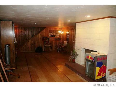 81 E Main St, Clifton Springs, NY 14432 photo 6