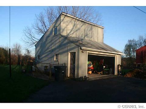 81 E Main St, Clifton Springs, NY 14432 photo 18