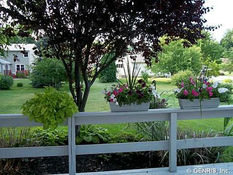 90 Westover Dr, Webster, NY 14580 photo 16