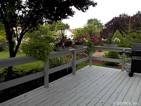 90 Westover Dr, Webster, NY 14580 photo 15