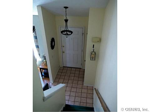 90 Westover Dr, Webster, NY 14580 photo 11