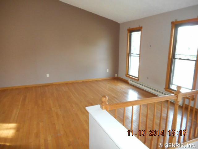  7 Phlox Ln, West Henrietta, NY 14586 photo 3
