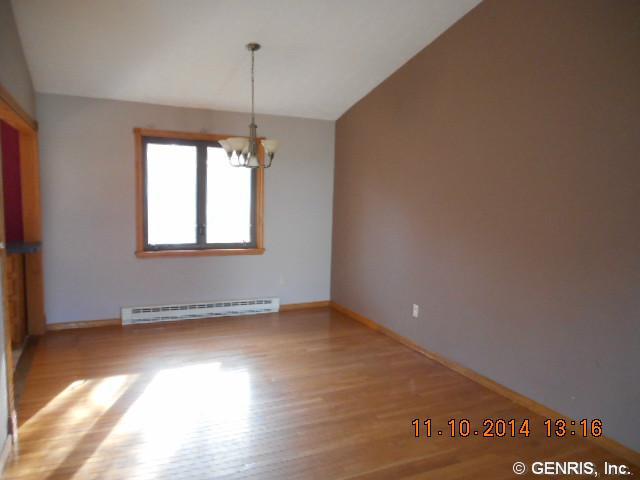  7 Phlox Ln, West Henrietta, NY 14586 photo 4