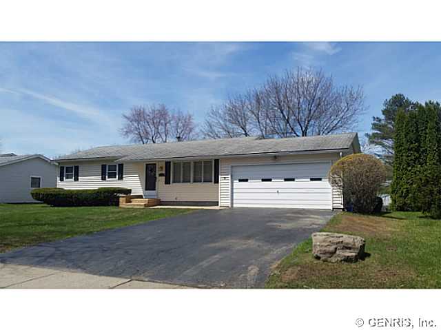 23 Ramsgate Dr, Rochester, NY 14624 photo 1