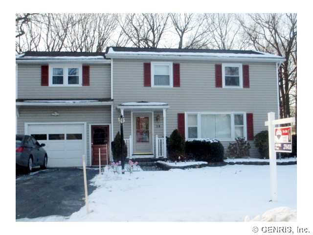 13 Walnut Park, Rochester, NY 14622 photo 1