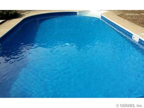 1085 Marigold Dr, Webster, NY 14580 photo 10