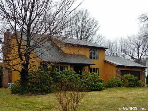 1085 Marigold Dr, Webster, NY 14580 photo 1