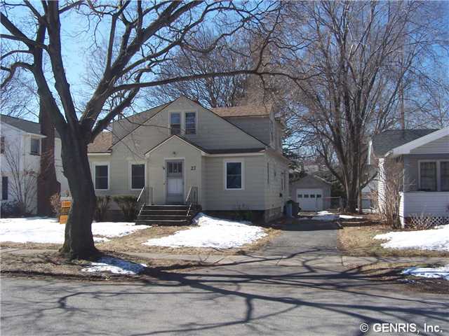 27 Ganado Rd, Rochester, NY 14617 photo 1