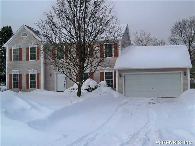 38 Parr Cir, Rochester, NY 14617 photo 1