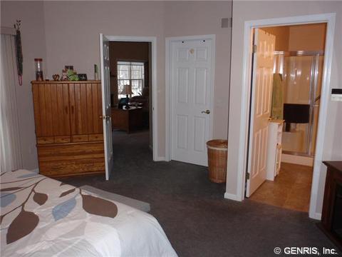 985 Cane Patch, Webster, NY 14580 photo 4