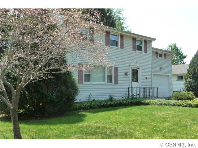11 Eldora Dr, Rochester, NY 14624 photo 1