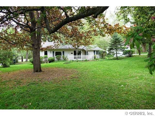 4129 Torrey Bch, Canandaigua, NY 14424 photo 1