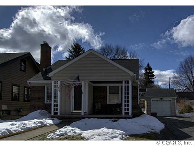 731 Eaton Rd, Rochester, NY 14617 photo 1