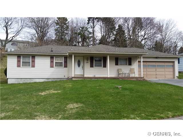114 Cranbrooke Dr, Rochester, NY 14622 photo 1
