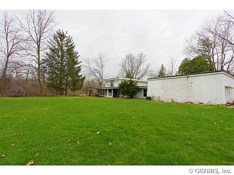 2 Walnut St S, Waterloo, NY 13165 photo 5