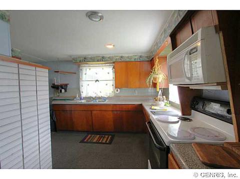 2 Walnut St S, Waterloo, NY 13165 photo 14
