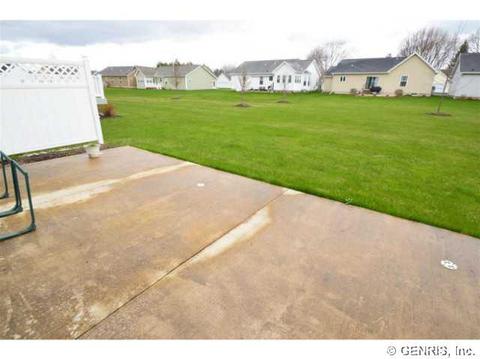 24 Leith Ln, Parma, NY 14468 photo 21