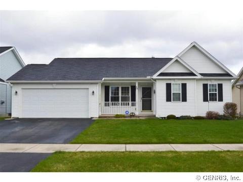 24 Leith Ln, Parma, NY 14468 photo 1