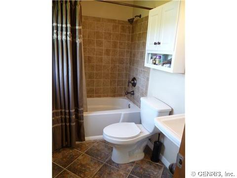588 Bromley Rd, Riga, NY 14428 photo 10